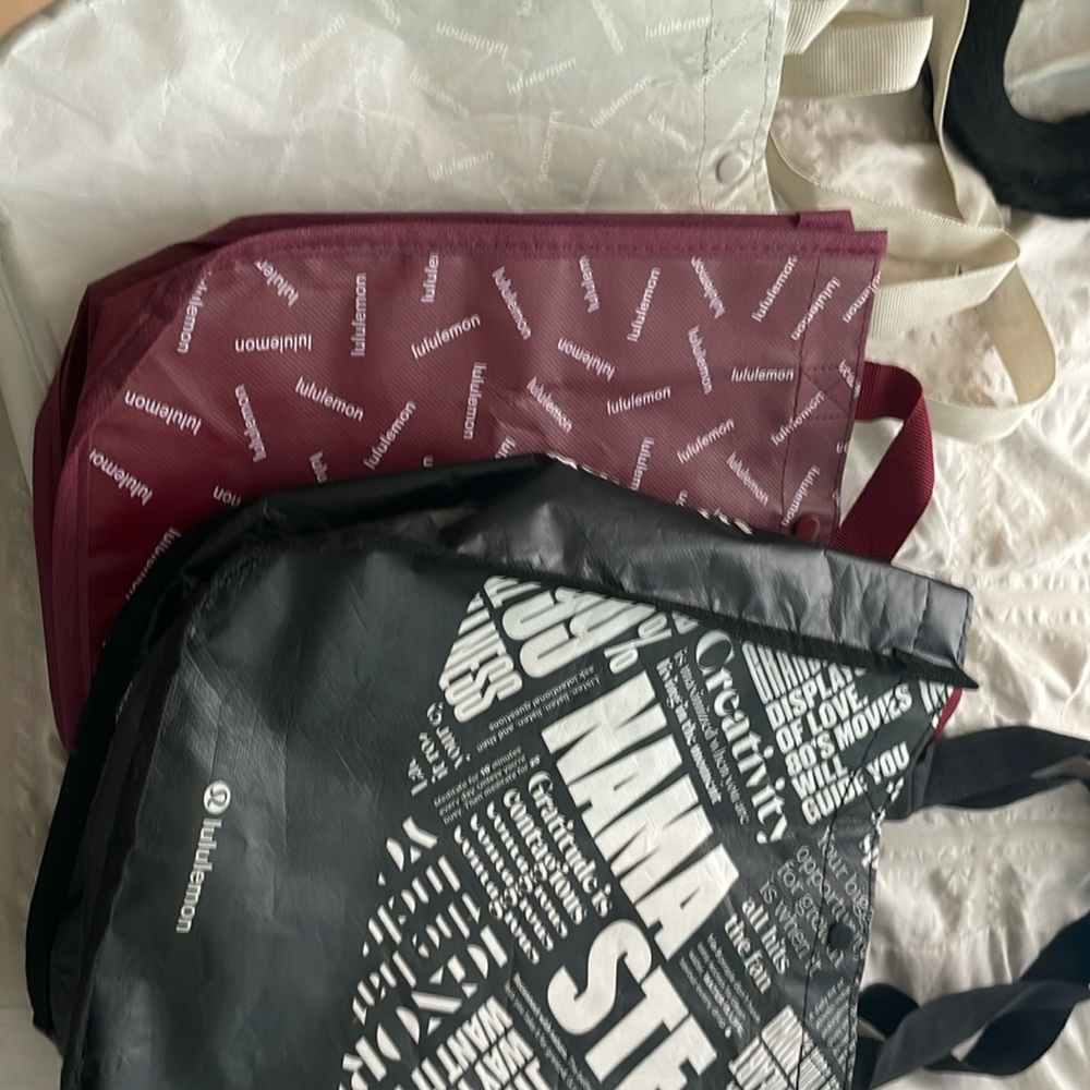3 lululemon bags